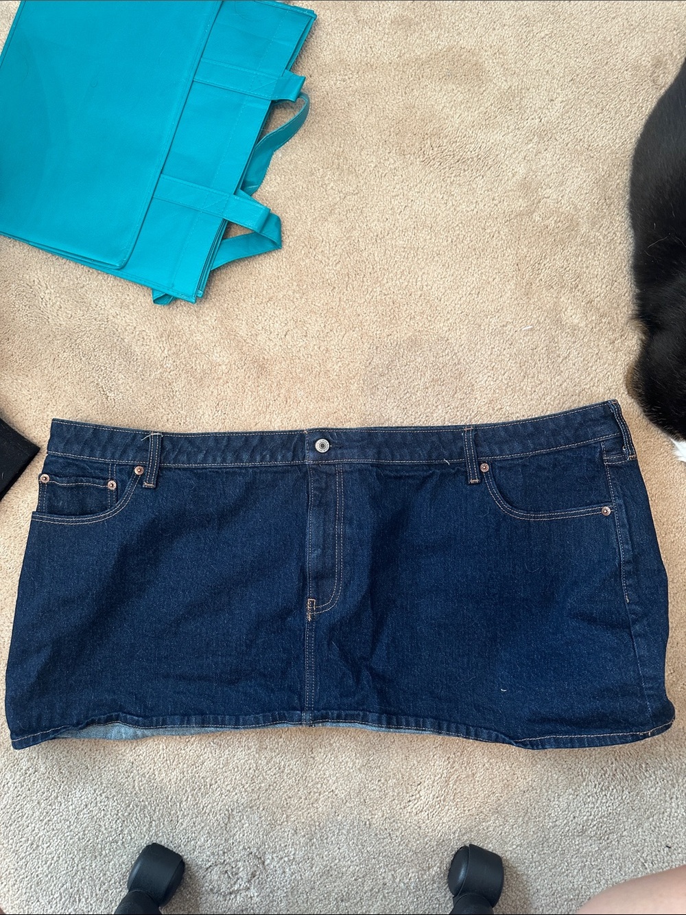 Abercrombie & Fitch Curve Love Mid-Rise Denim Mini Skirt